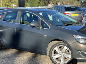 2013 Vauxhall Astra 1.6 16v Sri in Grey — image 5