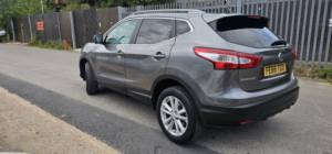 2016 Nissan Qashqai 1.5 Dci Tekna in Grey — image 5