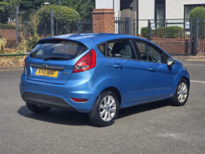 2011 Ford Fiesta 1.25 Zetec Hatchback 5dr Petrol Manual (129 G/km, 81 Bhp) in Blue — image 6
