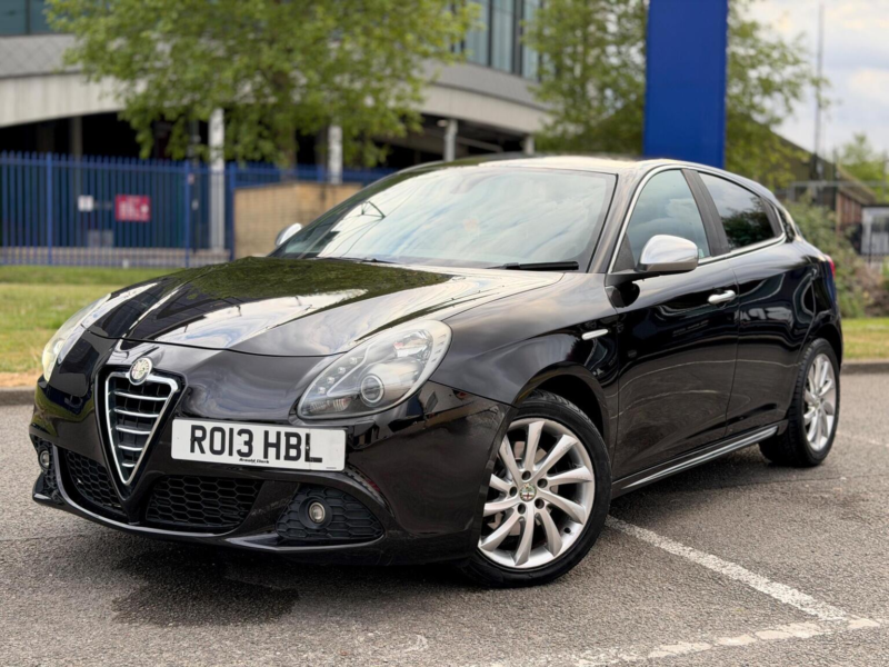 2013 Alfa Romeo Giulietta 1.4 Tb Multiair Veloce Tct Euro 5 (s/s) 5dr in Black — image 1