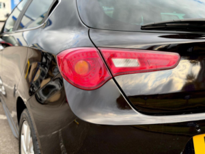 2013 Alfa Romeo Giulietta 1.4 Tb Multiair Veloce Tct Euro 5 (s/s) 5dr in Black — image 6