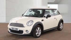 2013 MINI Hatch 1.6 One Euro 5 3dr in White — image 2