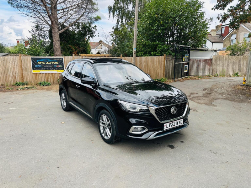 2022 MG MG Hs 1.5 T-Gdi Exclusive Dct Euro 6 (s/s) 5dr in Black — image 1
