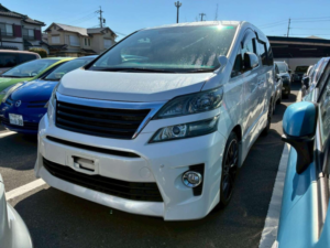 2013 Toyota Vellfire 2.4 Z 5dr 7 Seats in White — image 4