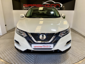 2018 Nissan Qashqai 1.5 Dci N-Connecta in White — image 2