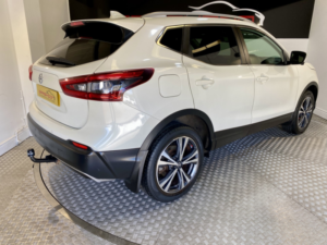 2018 Nissan Qashqai 1.5 Dci N-Connecta in White — image 5