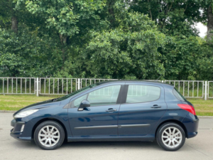 2009 Peugeot 308 1.6 Hdi Fap S Egc 5dr in Blue — image 4