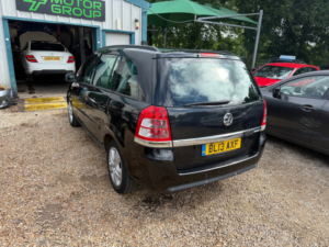 2013 Vauxhall Zafira 1.7 Cdti Ecoflex Exclusiv MPV 5dr Diesel Manual Euro 5 (snav) (110 Ps) in Black — image 4