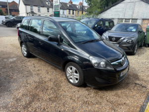 2013 Vauxhall Zafira 1.7 Cdti Ecoflex Exclusiv MPV 5dr Diesel Manual Euro 5 (snav) (110 Ps) in Black — image 6