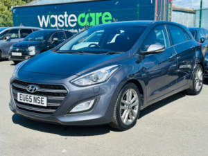 2015 Hyundai I30 1.6 Crdi Blue Drive Premium in Grey — image 6