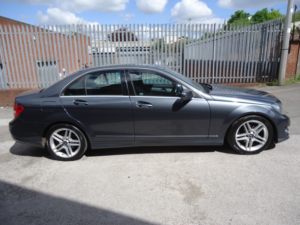 2012 Mercedes-Benz C Class 2.1 C220 Cdi Blueefficiency Amg Sport in Grey — image 2