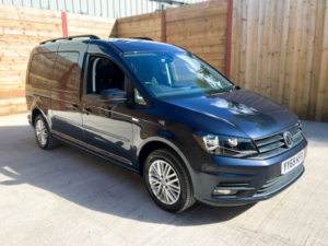 2019 Volkswagen Caddy Maxi Life 5 SEAT Auto Wheelchair Accessible Disabled Access Vehicle Wav in Blue — image 3