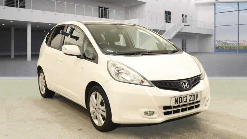 2013 Honda Jazz 1.4 I-Vtec Ex CVT Euro 5 5dr in White — image 1