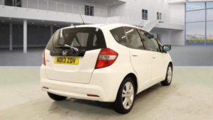 2013 Honda Jazz 1.4 I-Vtec Ex CVT Euro 5 5dr in White — image 4