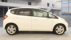 2013 Honda Jazz 1.4 I-Vtec Ex CVT Euro 5 5dr in White — image 5
