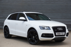 2011 Audi Q5 2.0 Tfsi S Line Special Edition in White — image 3