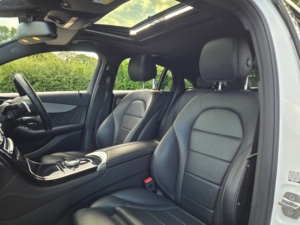 2019 Mercedes-Benz Glc 2.0 Glc250 Amg Line (premium) Coupe 5dr Petrol G-Tronic+ 4matic Euro 6 (s/s) (211 Ps) in White — image 2