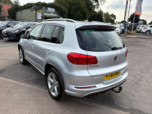 2014 Volkswagen Tiguan 2.0 Tdi Bluemotion Tech R-Line SUV 5dr Diesel Manual 4WD Euro 5 (s/s) (nav) (140 Ps) in Silver — image 6