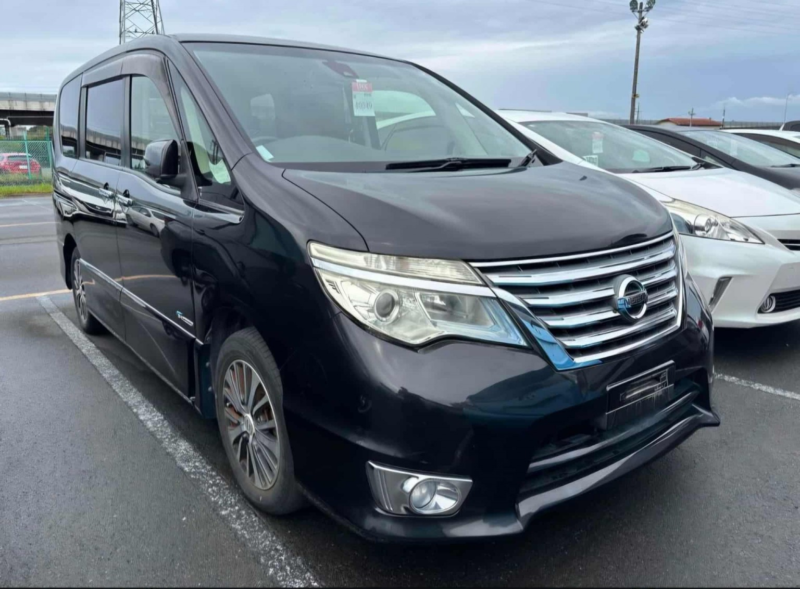 2014 Nissan Serena 2014 2.0 Hybrid Highway Star Edition in Black — image 1