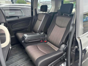 2014 Nissan Serena 2014 2.0 Hybrid Highway Star Edition in Black — image 3