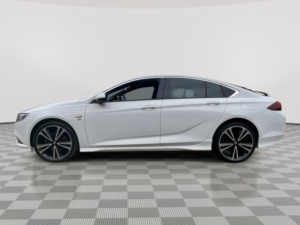 2018 Vauxhall Insignia 2.0 Turbo D Blueinjection Sri Vx Line Nav Grand Sport 5dr Diesel Manual Euro 6 (s/s) (170 Ps) in White — image 6