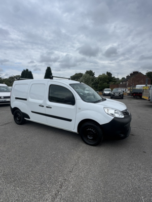 2021 Nissan Nv250 1.5 Dci Acenta in White — image 2