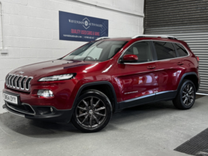 2015 Jeep Cherokee 2.0 Cherokee 2.0 140hp Limited 4WD 6spd Manual in Red — image 2