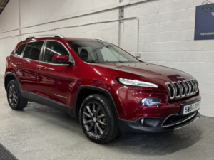 2015 Jeep Cherokee 2.0 Cherokee 2.0 140hp Limited 4WD 6spd Manual in Red — image 6