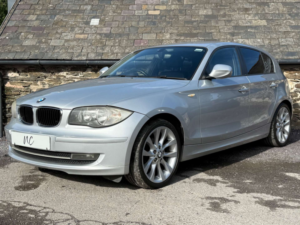 2011 BMW 1 Series 2.0 116i Sport 5dr in Silver — image 2