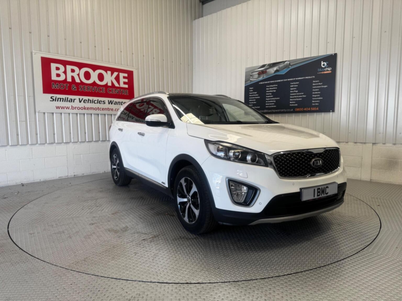 2016 Kia Sorento 2.2 Crdi Kx-3 Auto AWD Euro 6 5dr in White — image 1