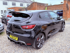 2014 Renault Clio 1.6 Tce Renaultsport Lux in Black — image 6