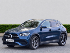 2021 Mercedes-Benz Gla 2.0 Gla200d Amg Line (executive) SUV 5dr Diesel 8g-Dct Euro 6 (s/s) (150 Ps) in Blue — image 3