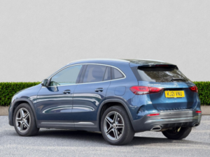2021 Mercedes-Benz Gla 2.0 Gla200d Amg Line (executive) SUV 5dr Diesel 8g-Dct Euro 6 (s/s) (150 Ps) in Blue — image 5