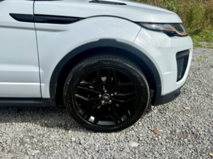 2017 Land Rover Range Rover Evoque 2.0 Td4*hse Dynamic Convertible*4x4-Ulez-Newchain-Fsh**rare Stunner!** in White — image 4
