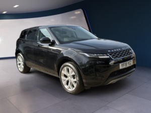 2019 Land Rover Range Rover Evoque 2.0 D150 S in Black — image 3