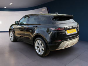 2019 Land Rover Range Rover Evoque 2.0 D150 S in Black — image 5