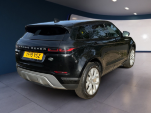 2019 Land Rover Range Rover Evoque 2.0 D150 S in Black — image 6