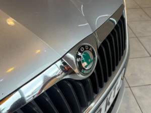 2012 Skoda Roomster 1.6 Tdi Scout in Silver — image 4