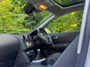 2012 Nissan Qashqai 1.5 Dci N-Tec 2WD Euro 5 5dr in White — image 3