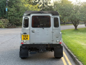 2013 Land Rover Defender 90 2.2 Tdci Hard Top SUV 3dr Diesel Manual 4WD Swb Euro 5 (122 Ps) in Grey — image 4