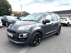 2017 Citroen C3 Picasso 1.6 Bluehdi Platinum Euro 6 5dr in Grey — image 3