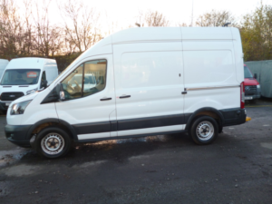 2018 Ford Transit 2.0 350 Ecoblue in White — image 5