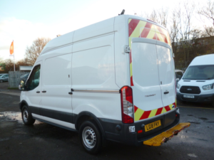 2018 Ford Transit 2.0 350 Ecoblue in White — image 6