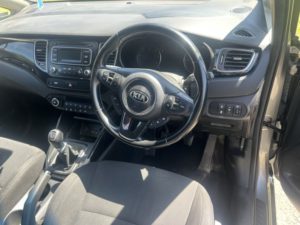 2013 Kia Carens 1.7 Crdi Ecodynamics 2 in Silver — image 5