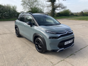 2022 Citroen C3 Aircross 1.2 Puretech Shine in Grey — image 2