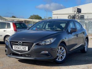 2014 Mazda 3 2.0 Skyactiv-G Se Euro 5 (s/s) 5dr in Grey — image 3