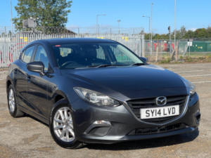 2014 Mazda 3 2.0 Skyactiv-G Se Euro 5 (s/s) 5dr in Grey — image 5