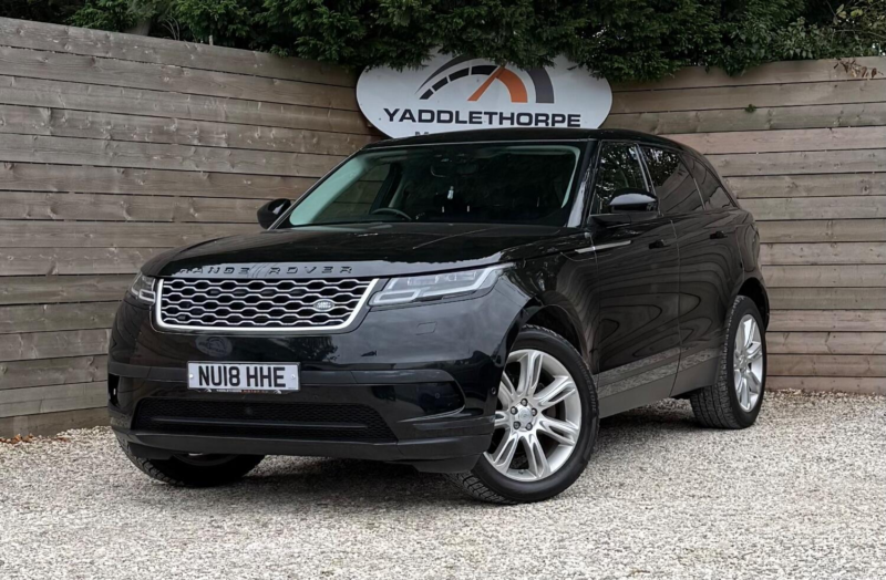 2018 Land Rover Range Rover Velar 2.0 D240 Se in Black — image 1