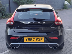 2017 Volvo V40 2.0 V40 R-Design Nav+ T2 5dr in Black — image 4