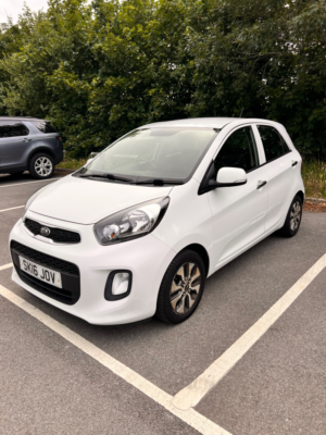 2016 Kia Picanto 1.0 2 Hatchback 5dr Petrol Manual Euro 6 (65 Bhp) in White — image 2